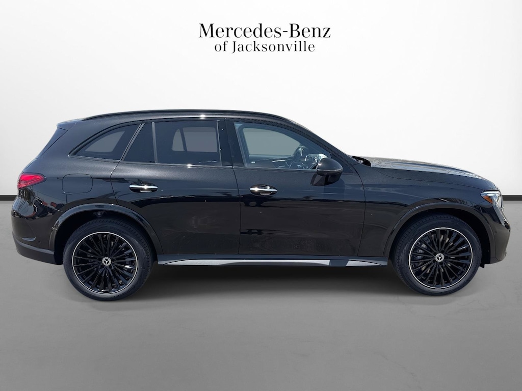 New 2026 Mercedes-Benz GLC 300 SUV