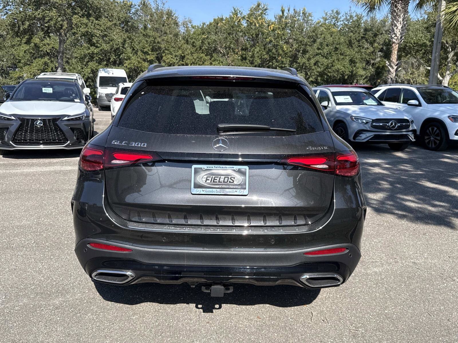 2026 Mercedes Benz GLC 300 4MATIC photo 4