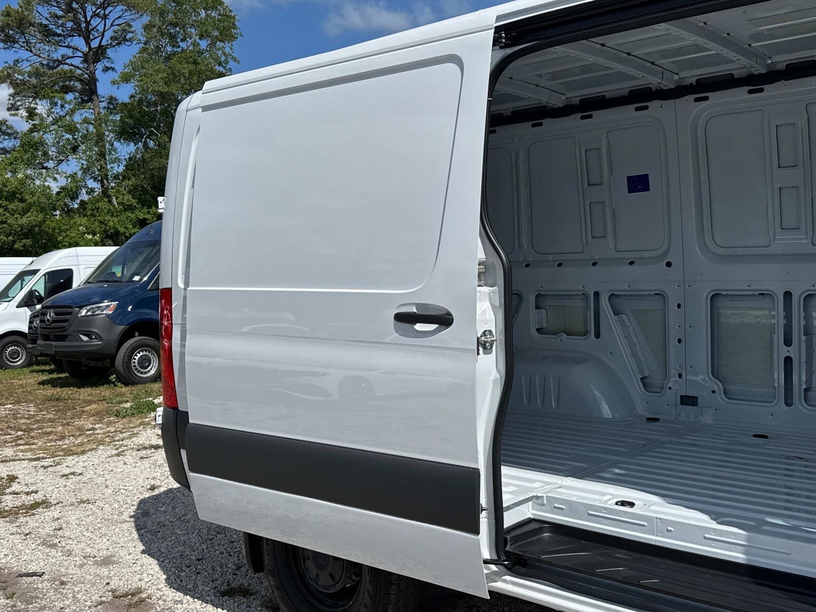 2025 Mercedes-Benz Sprinter Cargo Van Base - Photo 11