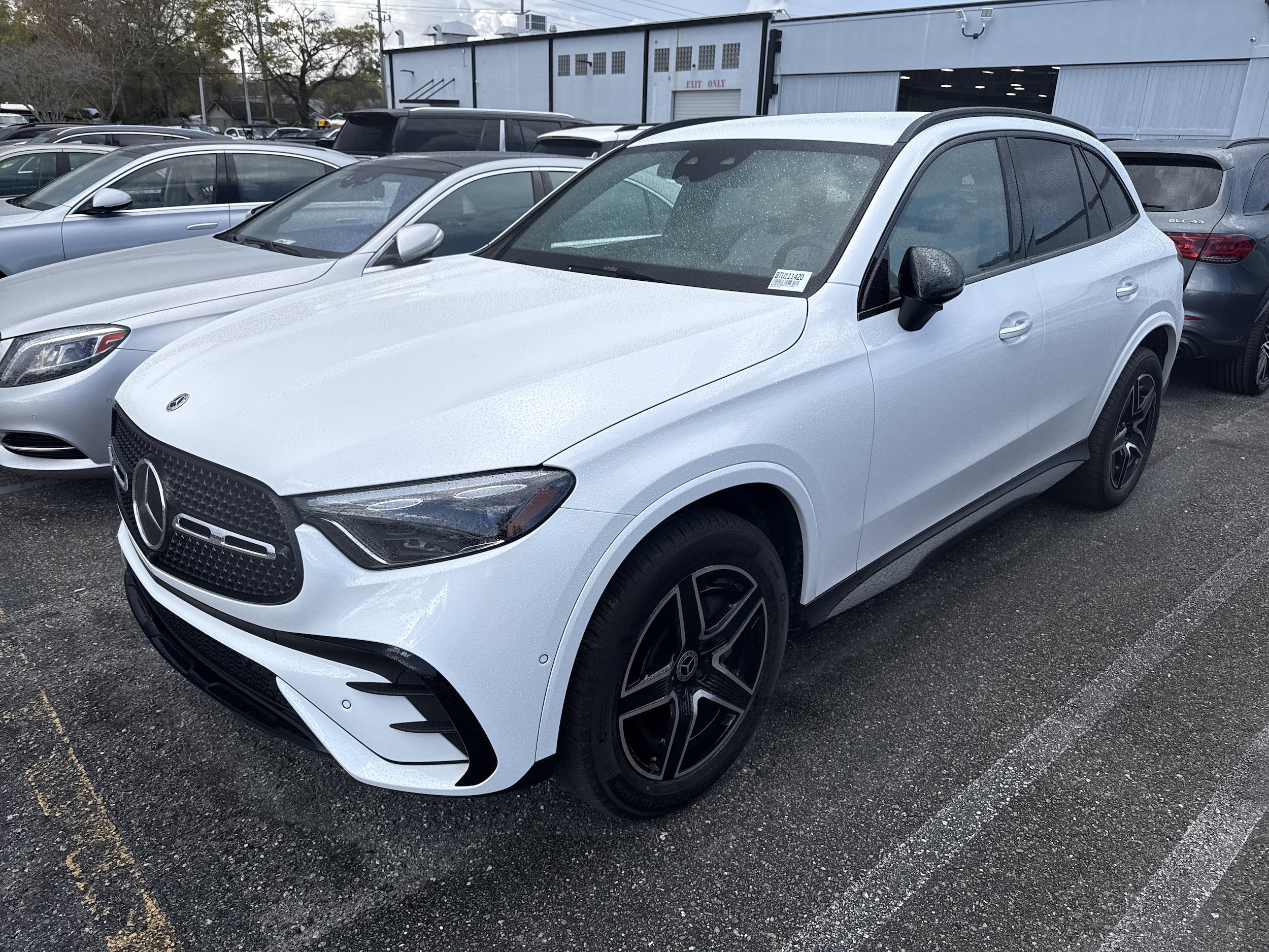 2026 Mercedes-Benz GLC Base - Photo 2
