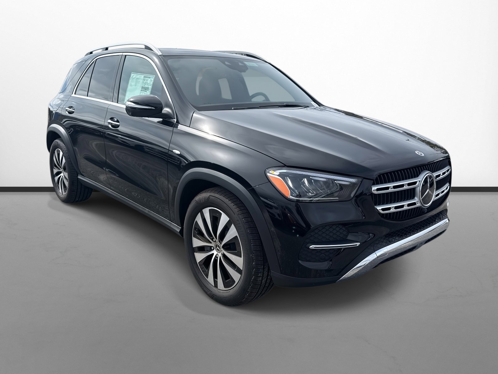 2025 Mercedes-Benz GLE GLE450E's photo