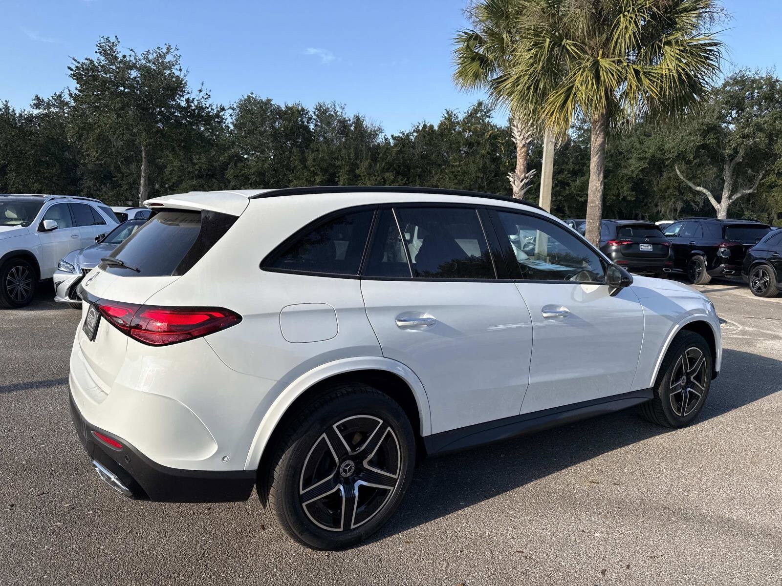 2026 Mercedes Benz GLC 300 photo 3