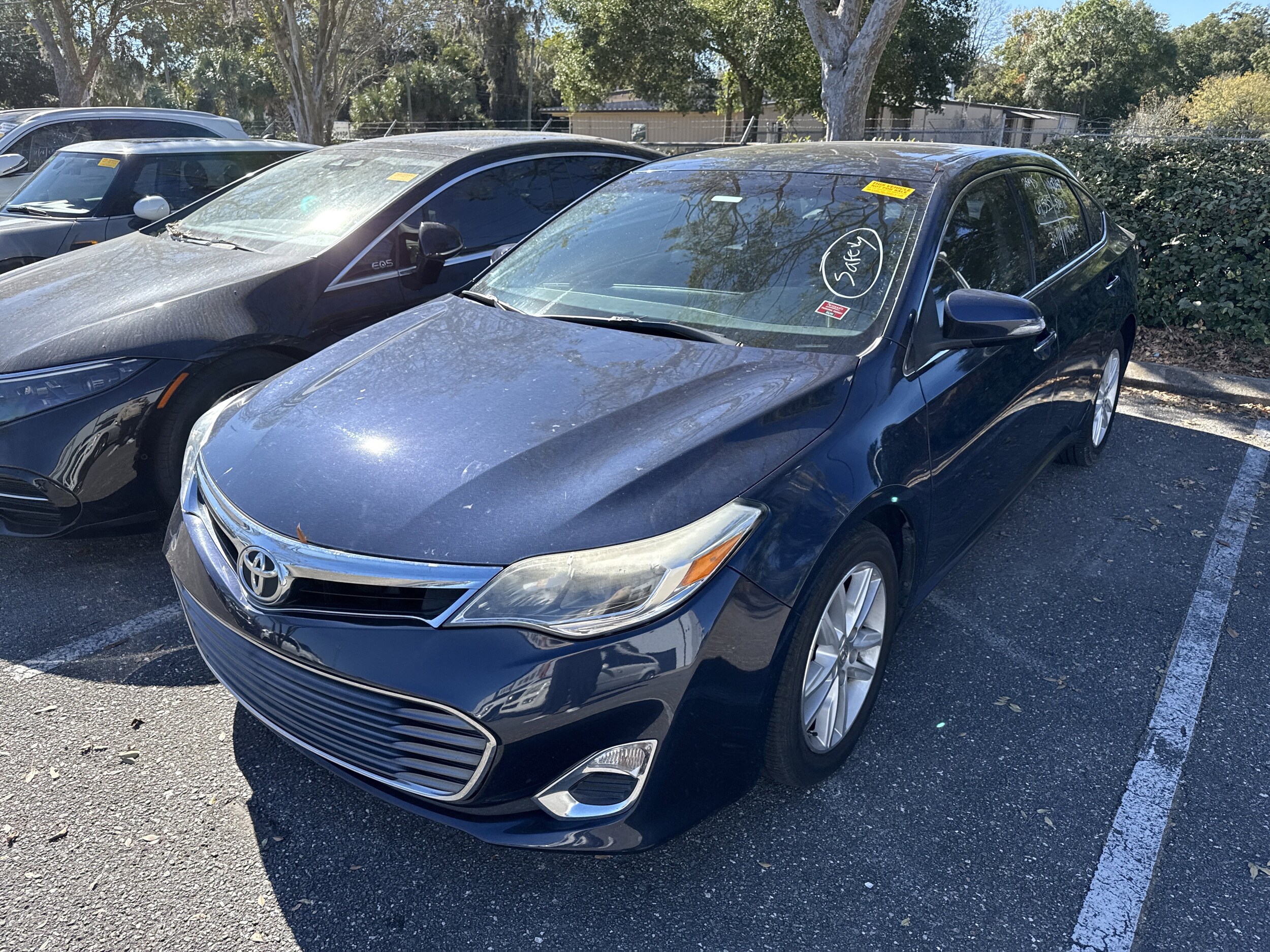 2014 Toyota Avalon XLE photo 3