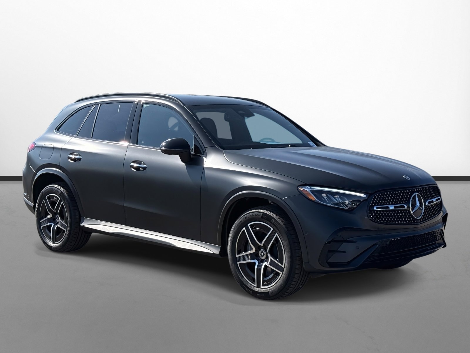 2026 Mercedes-Benz GLC Base's photo