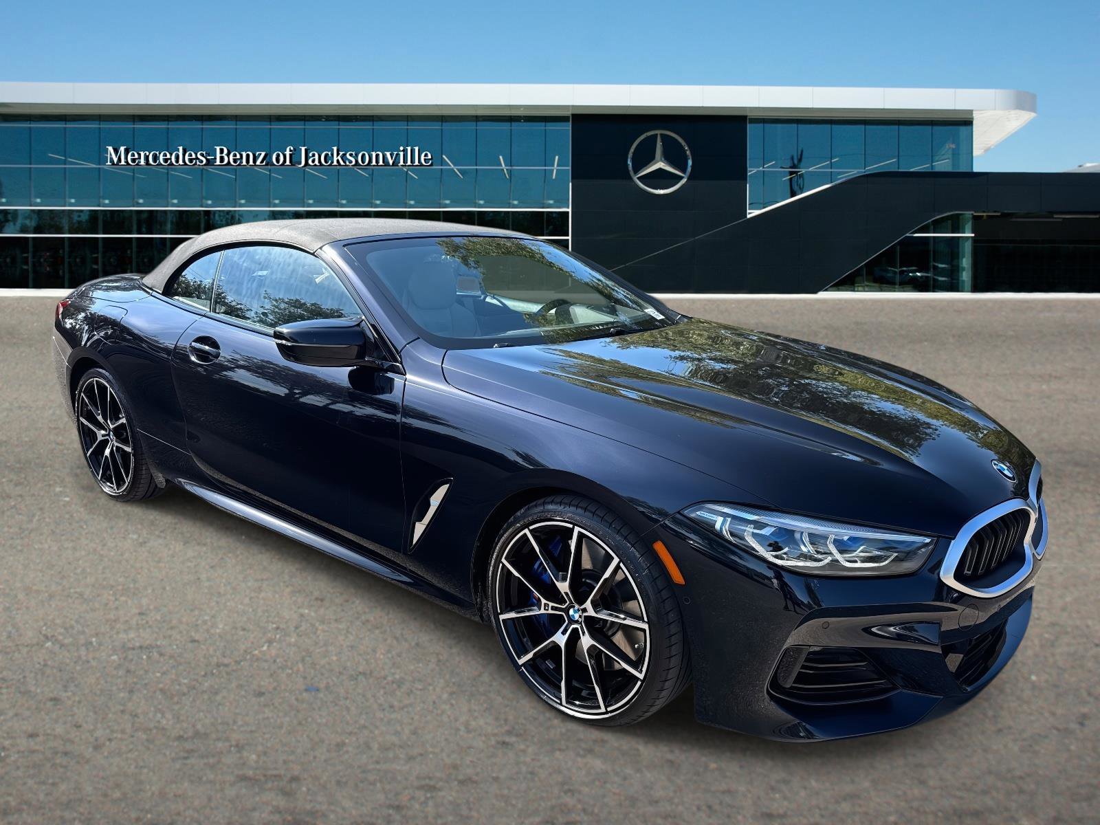 2024 BMW 8 Series M850i xDrive Convertible's photo