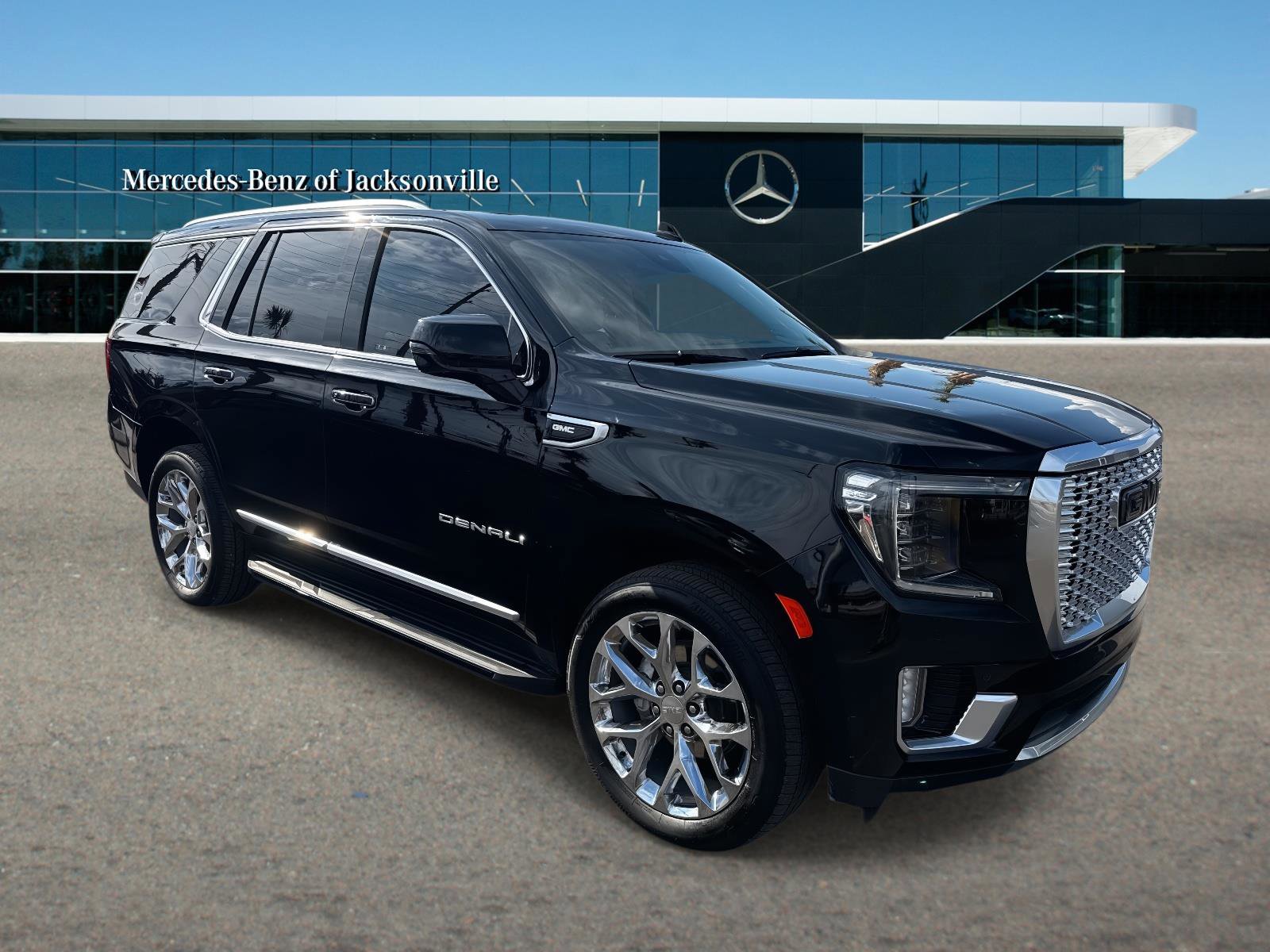 2024 GMC Yukon 4WD Denali's photo