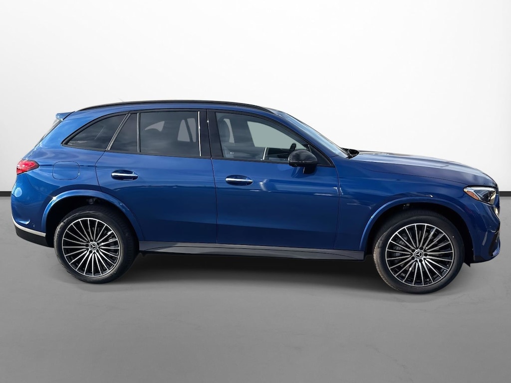 New 2026 Mercedes-Benz GLC 300 SUV