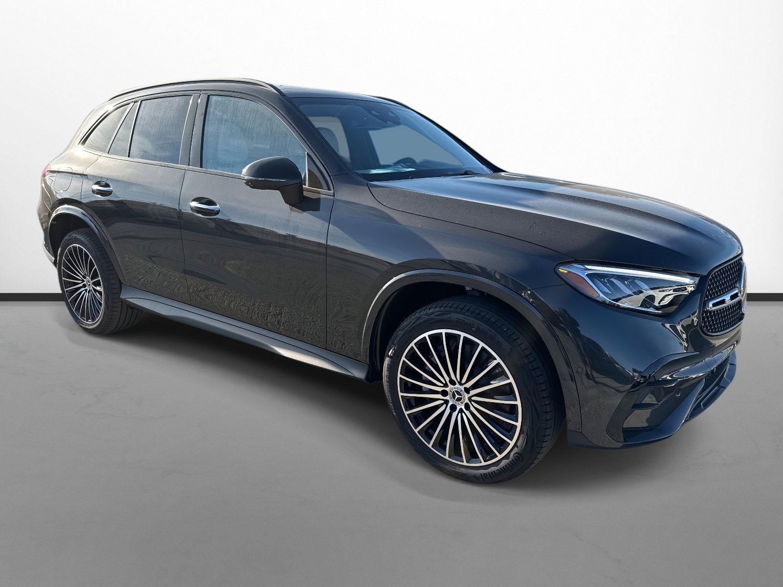 2026 Mercedes-Benz GLC Base's photo