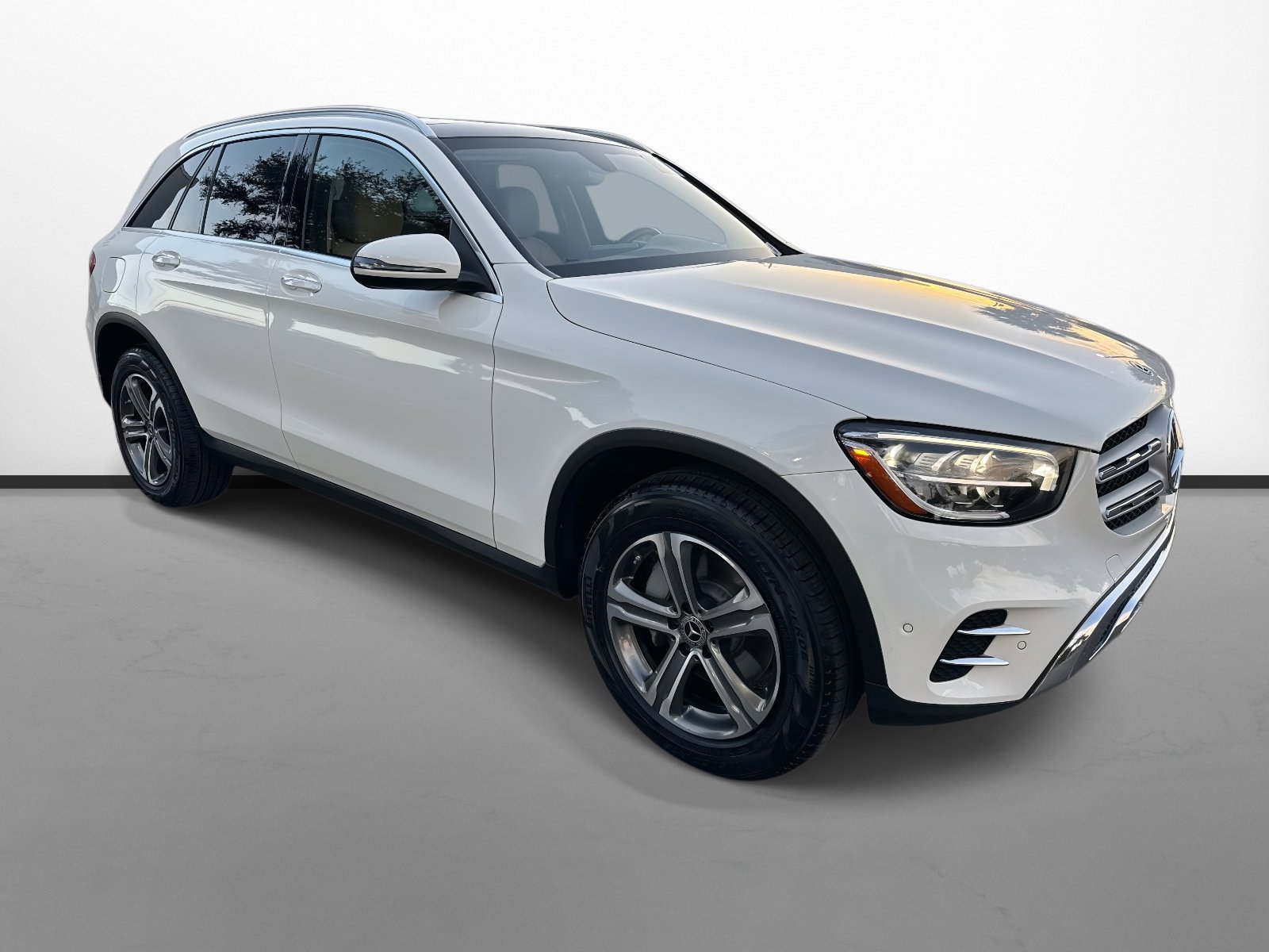2021 Mercedes-Benz GLC GLC300's photo