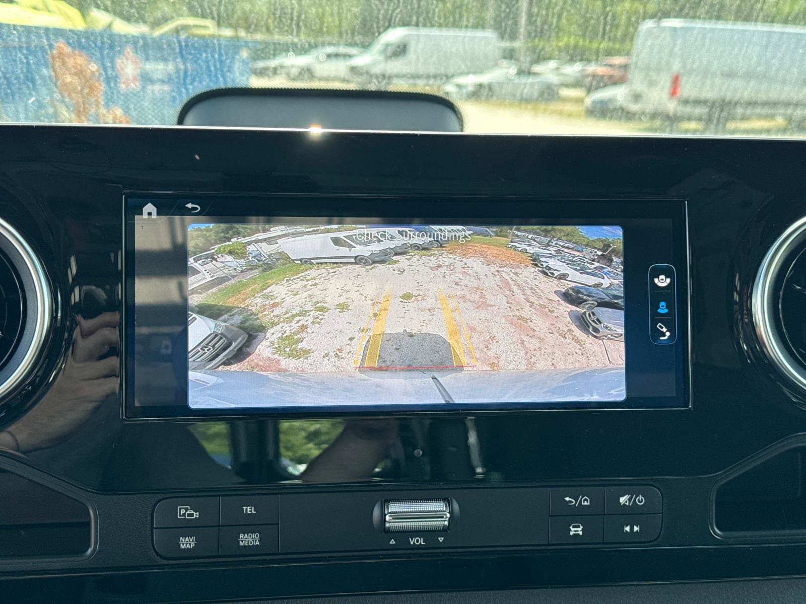 2025 Mercedes-Benz Sprinter Crew Van Base - Photo 22