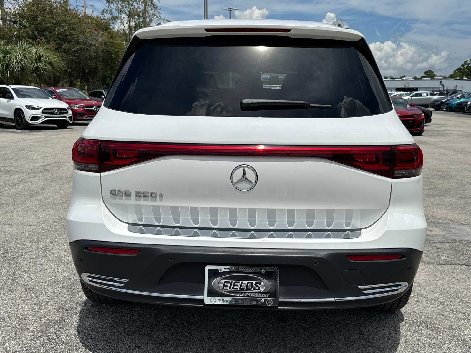2023 Mercedes Benz EQB 250+ photo 4