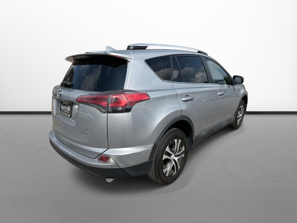 Used 2016 Toyota RAV4 LE SUV