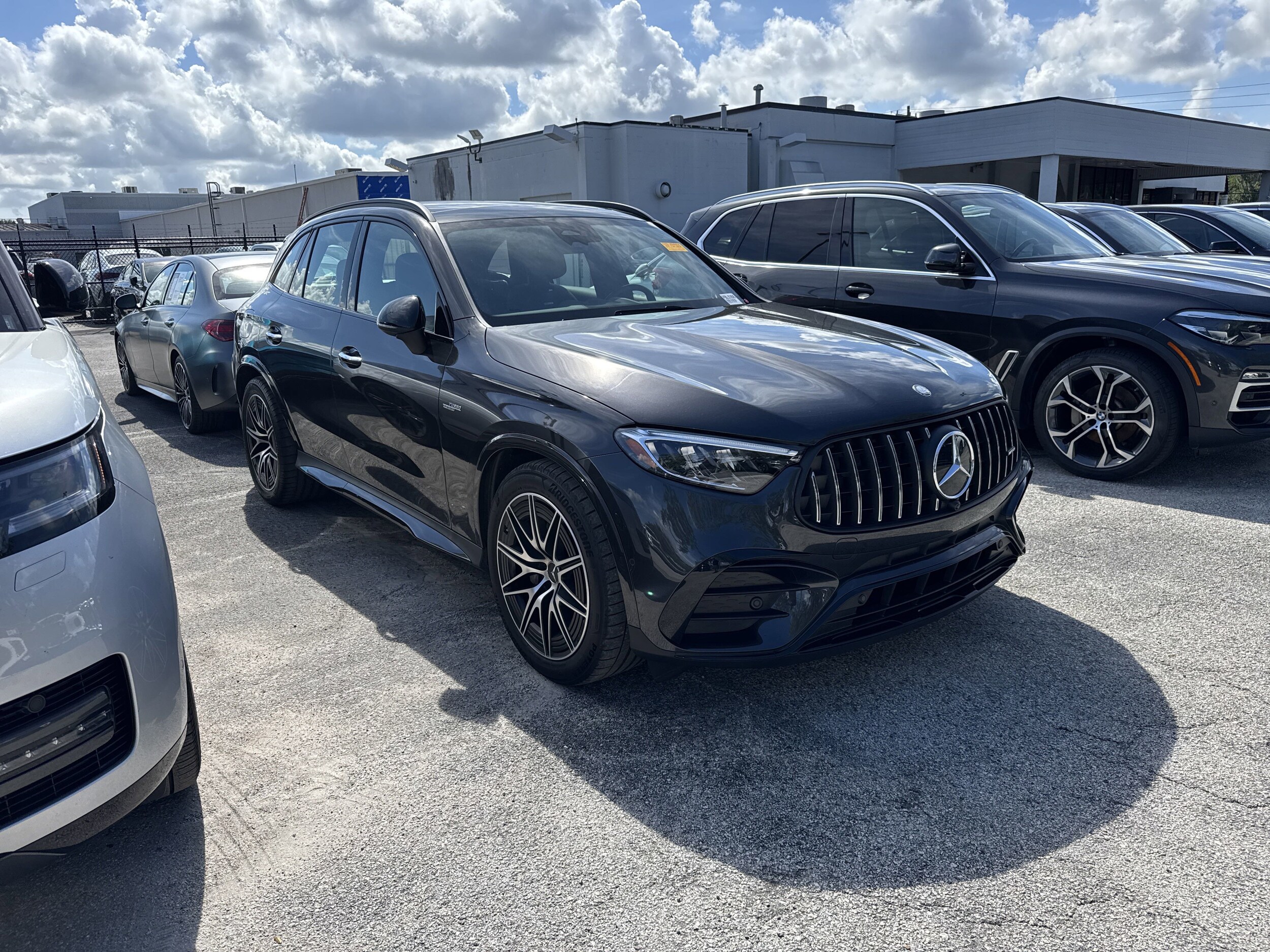 2025 Mercedes Benz GLC AMG 43 4MATIC photo 3
