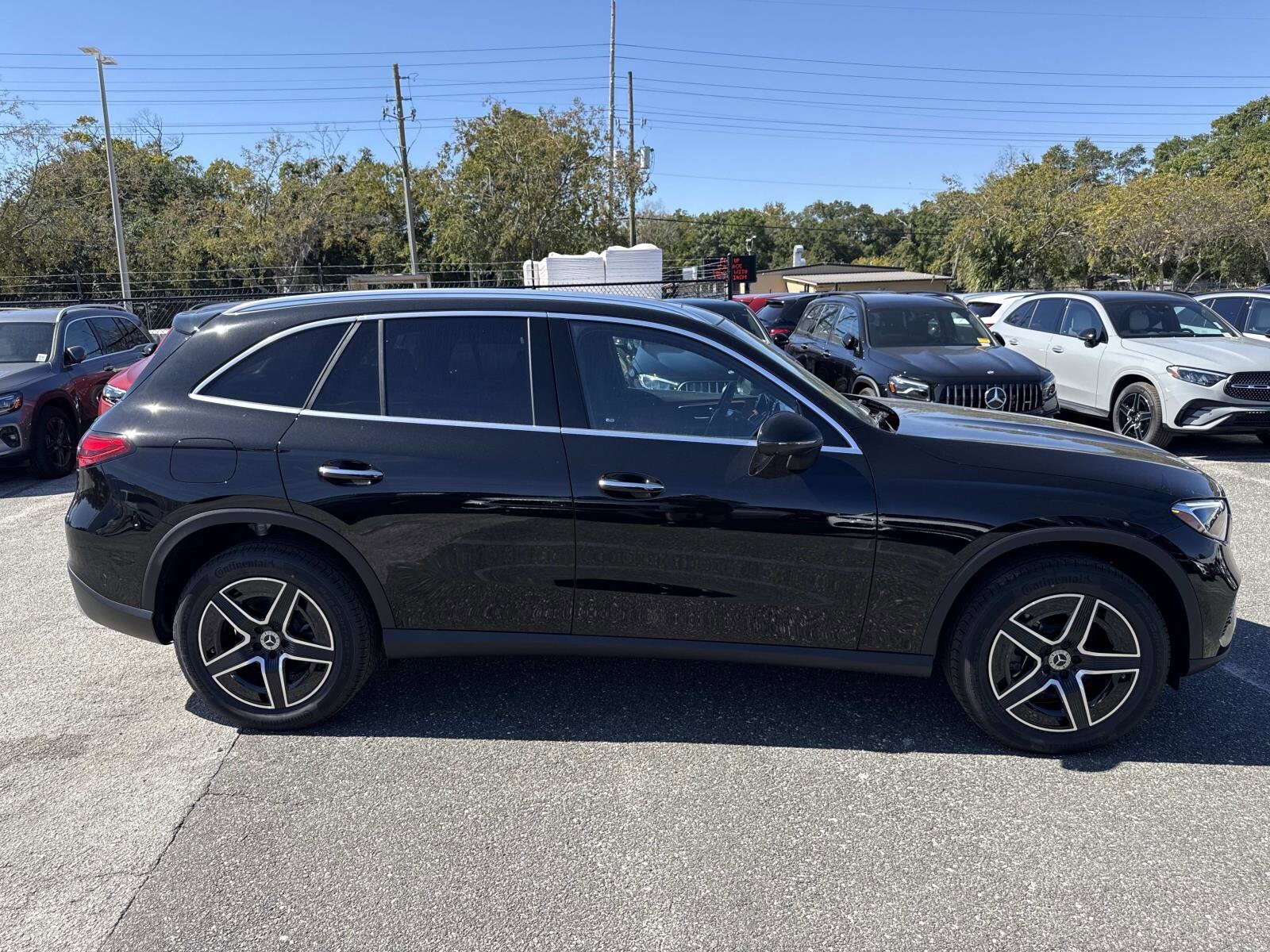 2026 Mercedes Benz GLC 300 4MATIC photo 2