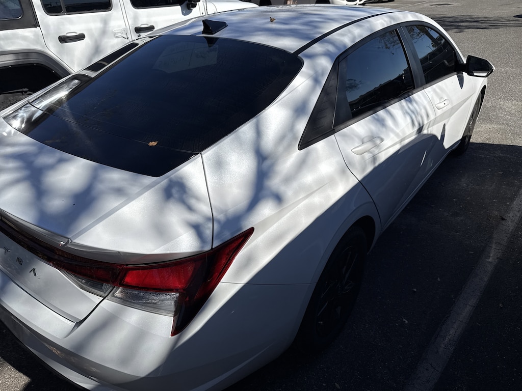 Used 2022 Hyundai Elantra SEL Sedan