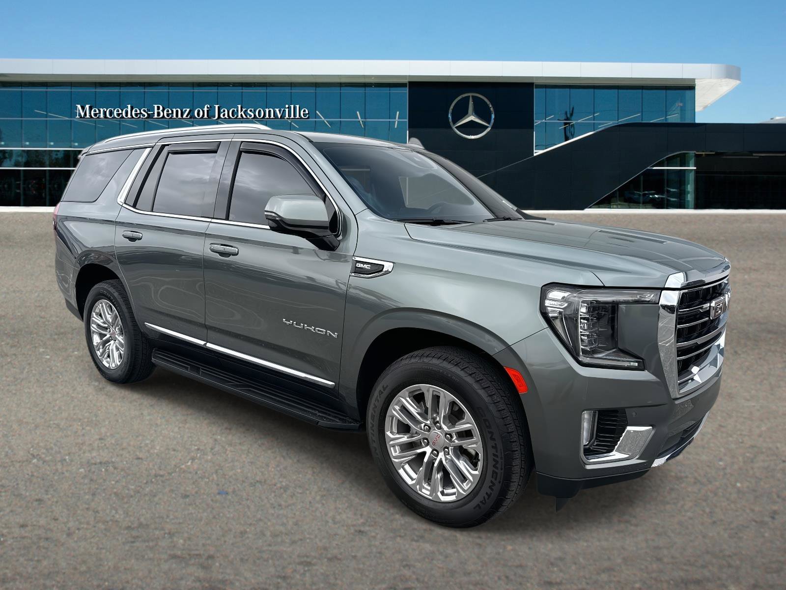 2023 GMC Yukon 4WD SLT's photo