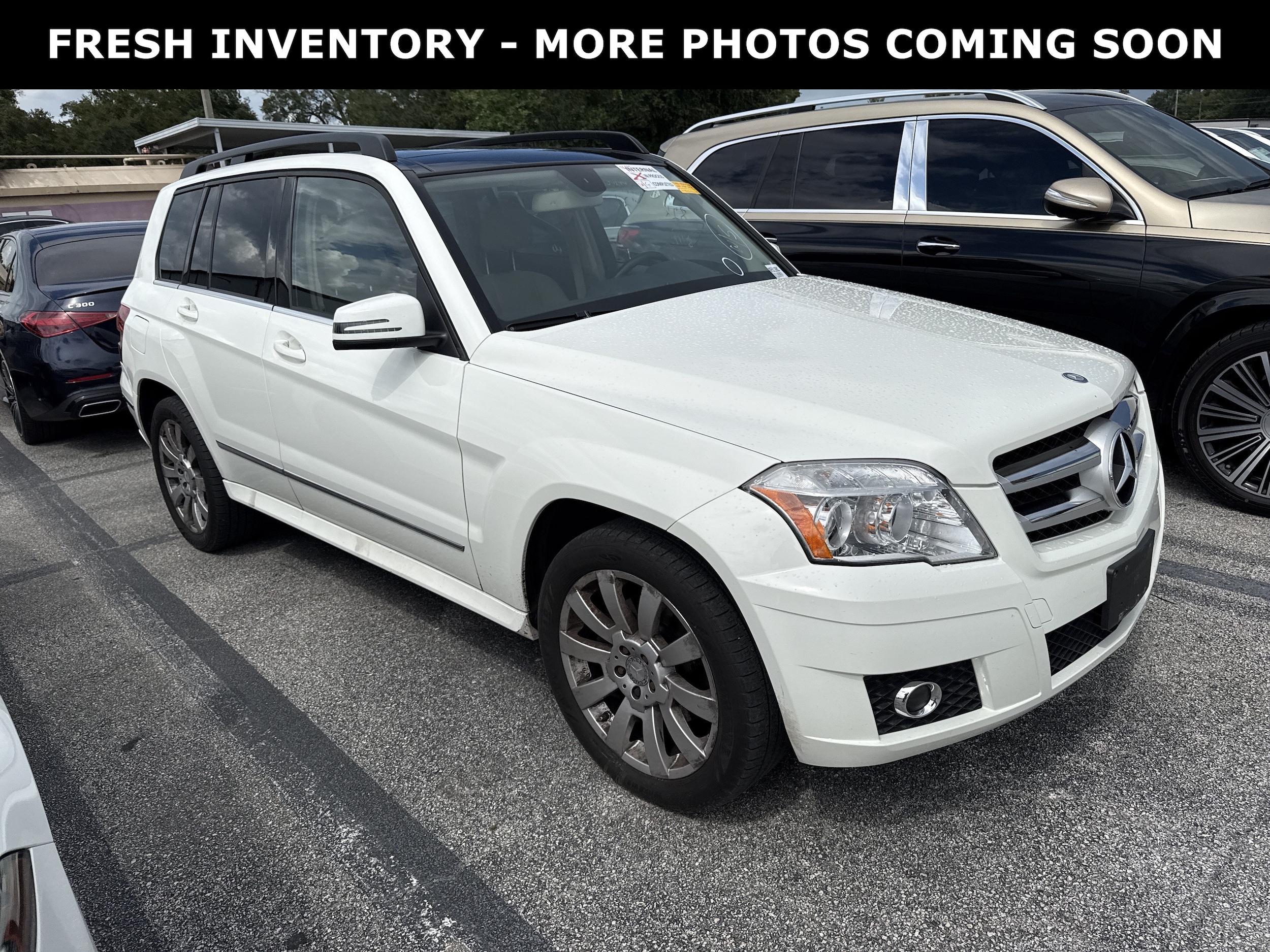 Arctic White 2011 Mercedes-Benz GLK SUV / Crossover All-Wheel Drive Automatic