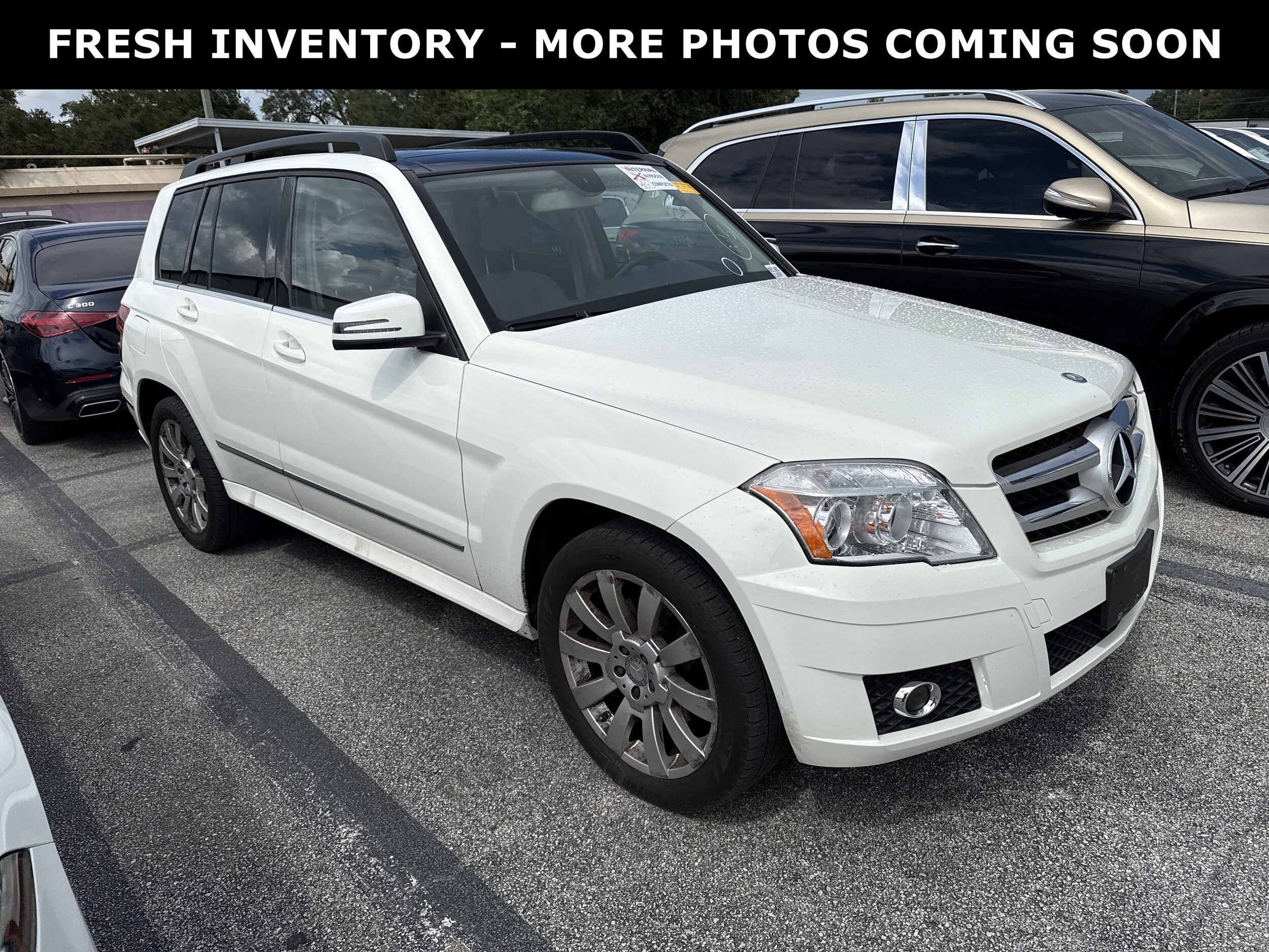 Arctic White 2011 Mercedes-Benz GLK SUV / Crossover All-Wheel Drive Automatic