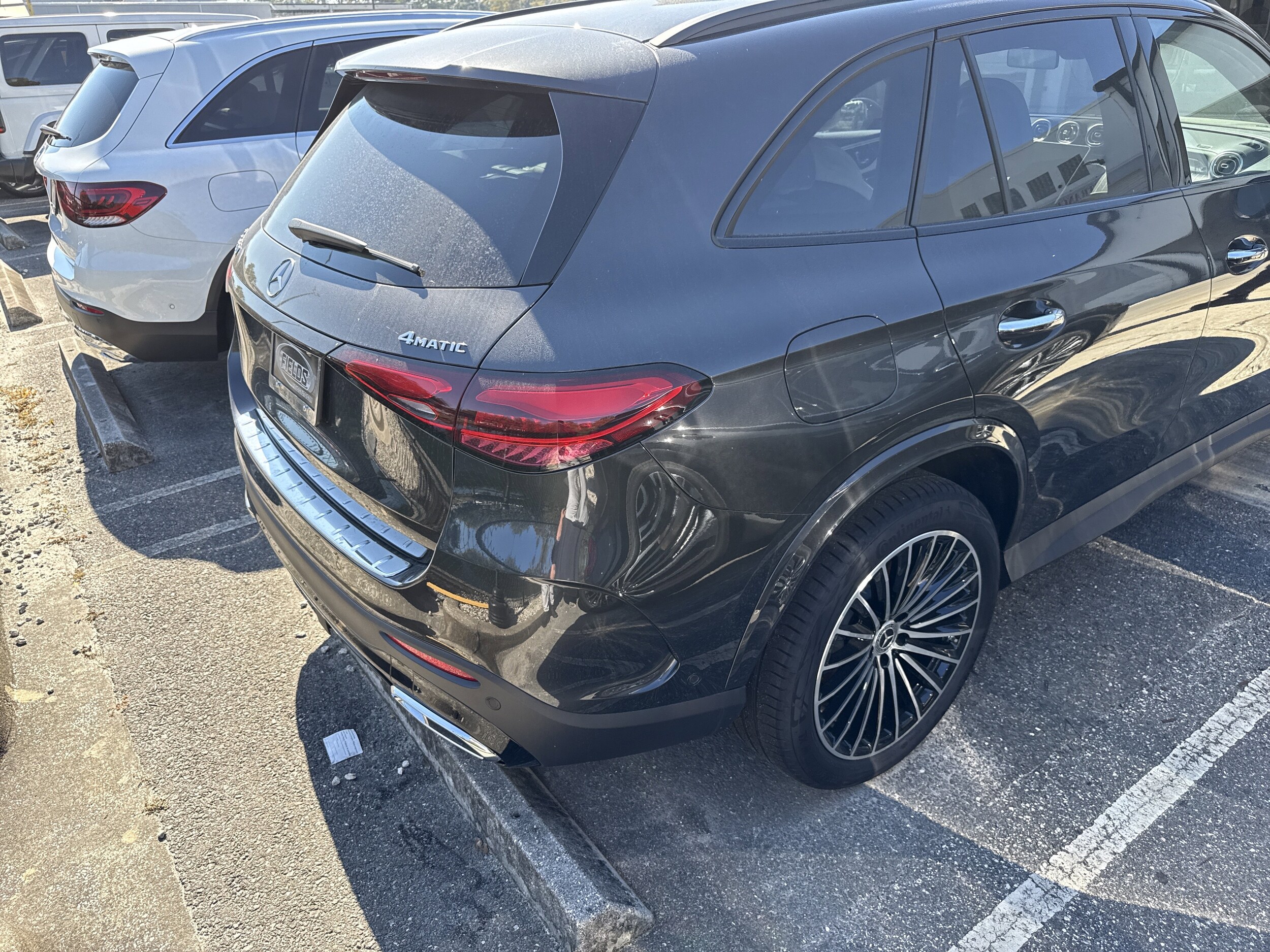 2026 Mercedes Benz GLC 300 4MATIC photo 2