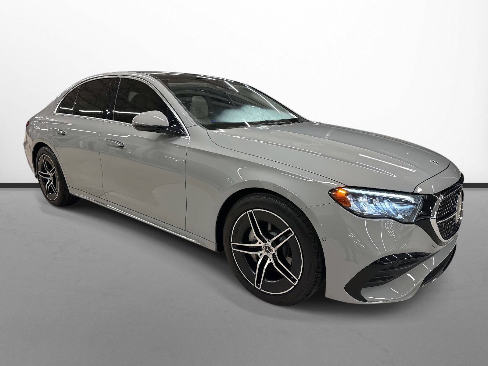 2024 Mercedes-Benz E-Class E350's photo