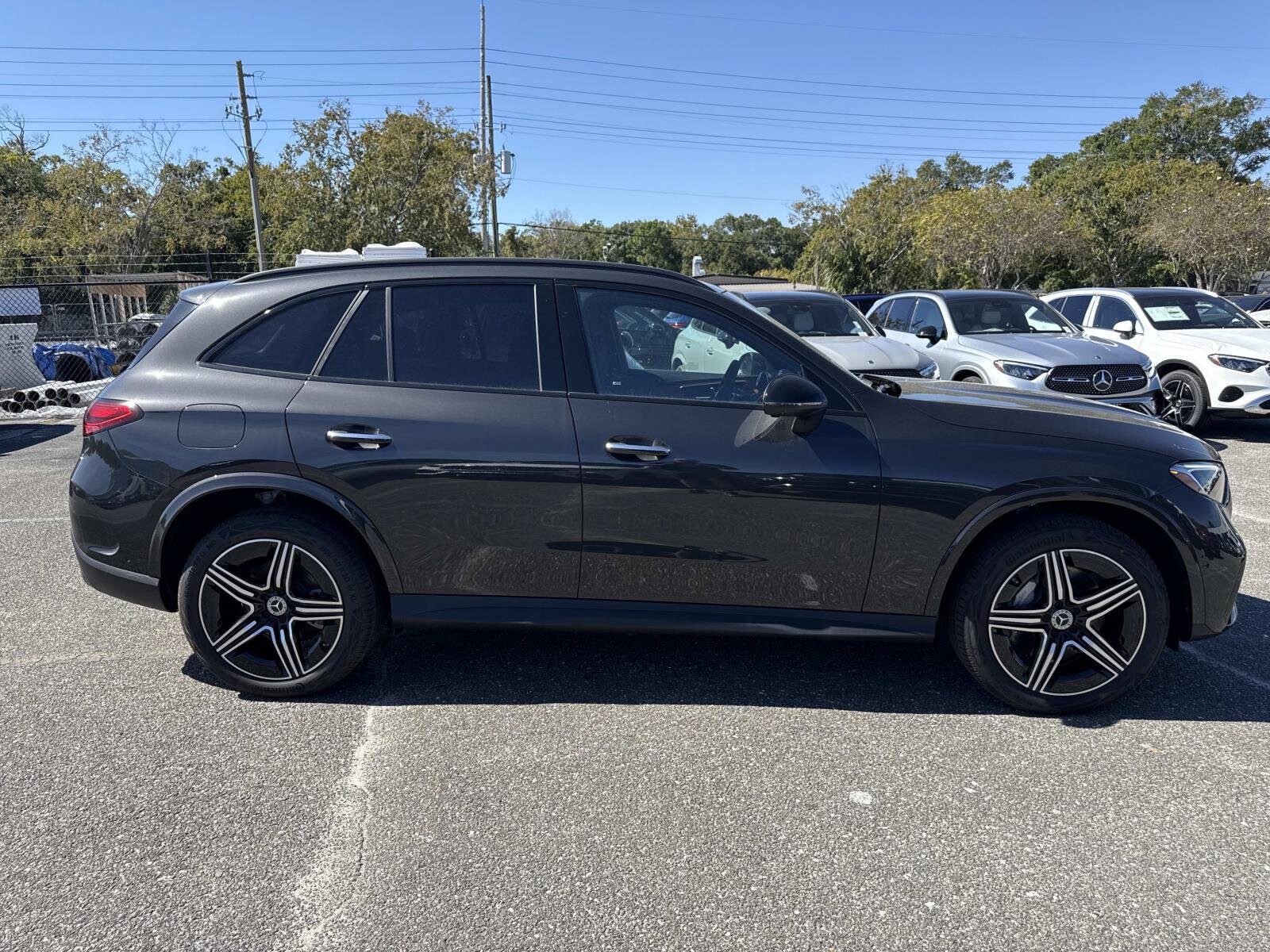 2026 Mercedes Benz GLC 300 photo 2