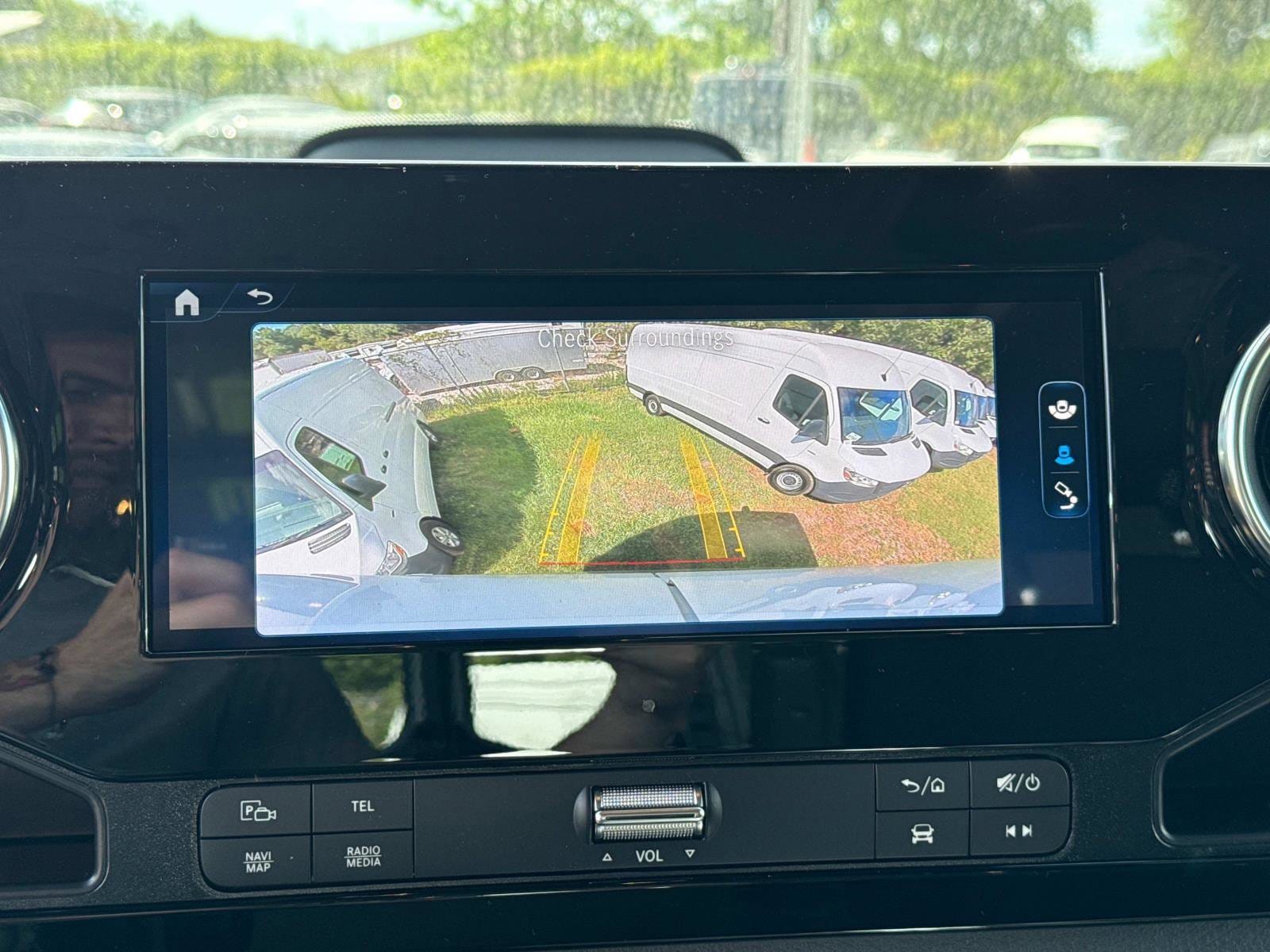 2025 Mercedes-Benz Sprinter Crew Van Base - Photo 21