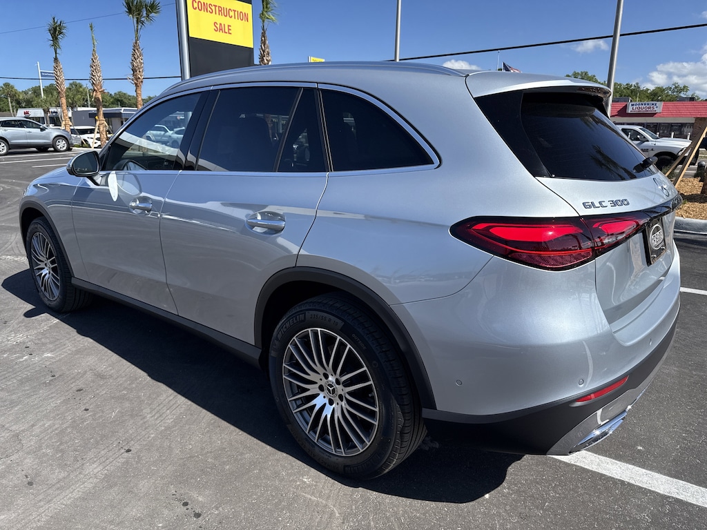New 2026 Mercedes-Benz GLC 300 SUV