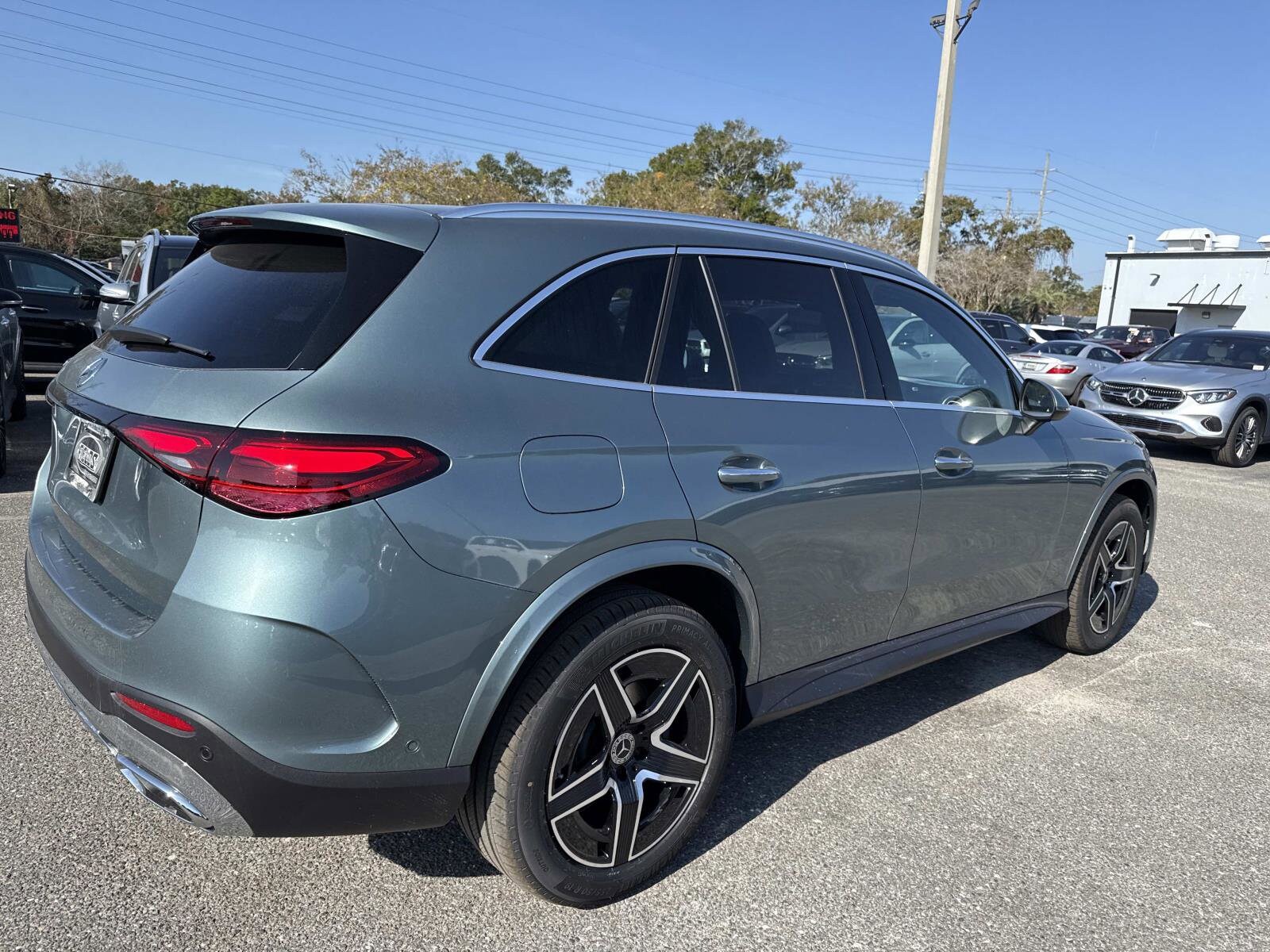 2026 Mercedes Benz GLC 300 photo 3