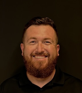 Staff member Mike Gigante from ID_61833ba2e140