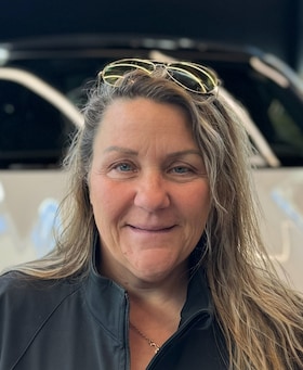 Staff member Kelly Rock from ID_aa2fe8d34a9e