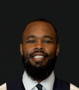Staff member Dariq Blaq from ID_aa2fe8d34a9e