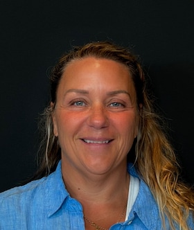 Staff member Kelly Rock from ID_aa2fe8d34a9e