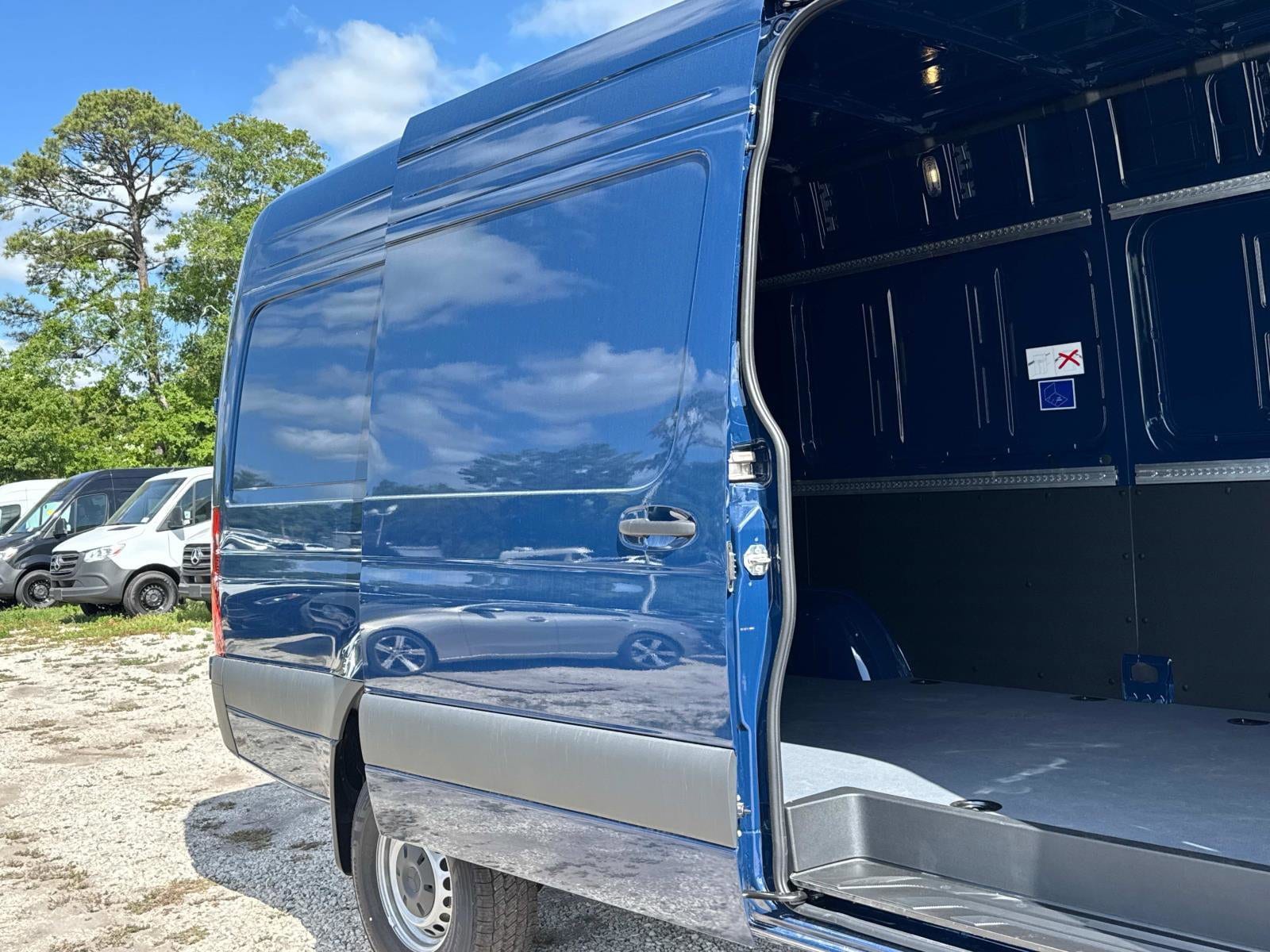 2025 Mercedes-Benz Sprinter Cargo Van Base - Photo 17
