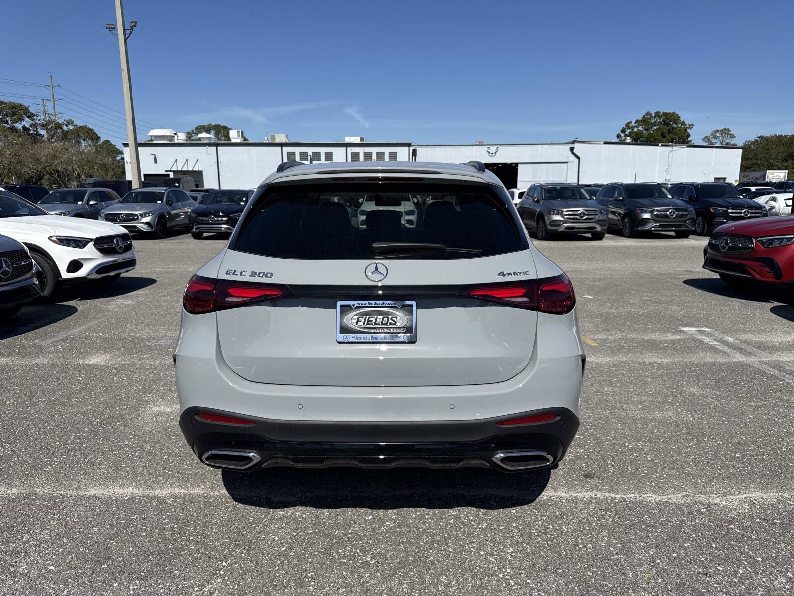 2026 Mercedes Benz GLC 300 4MATIC photo 4