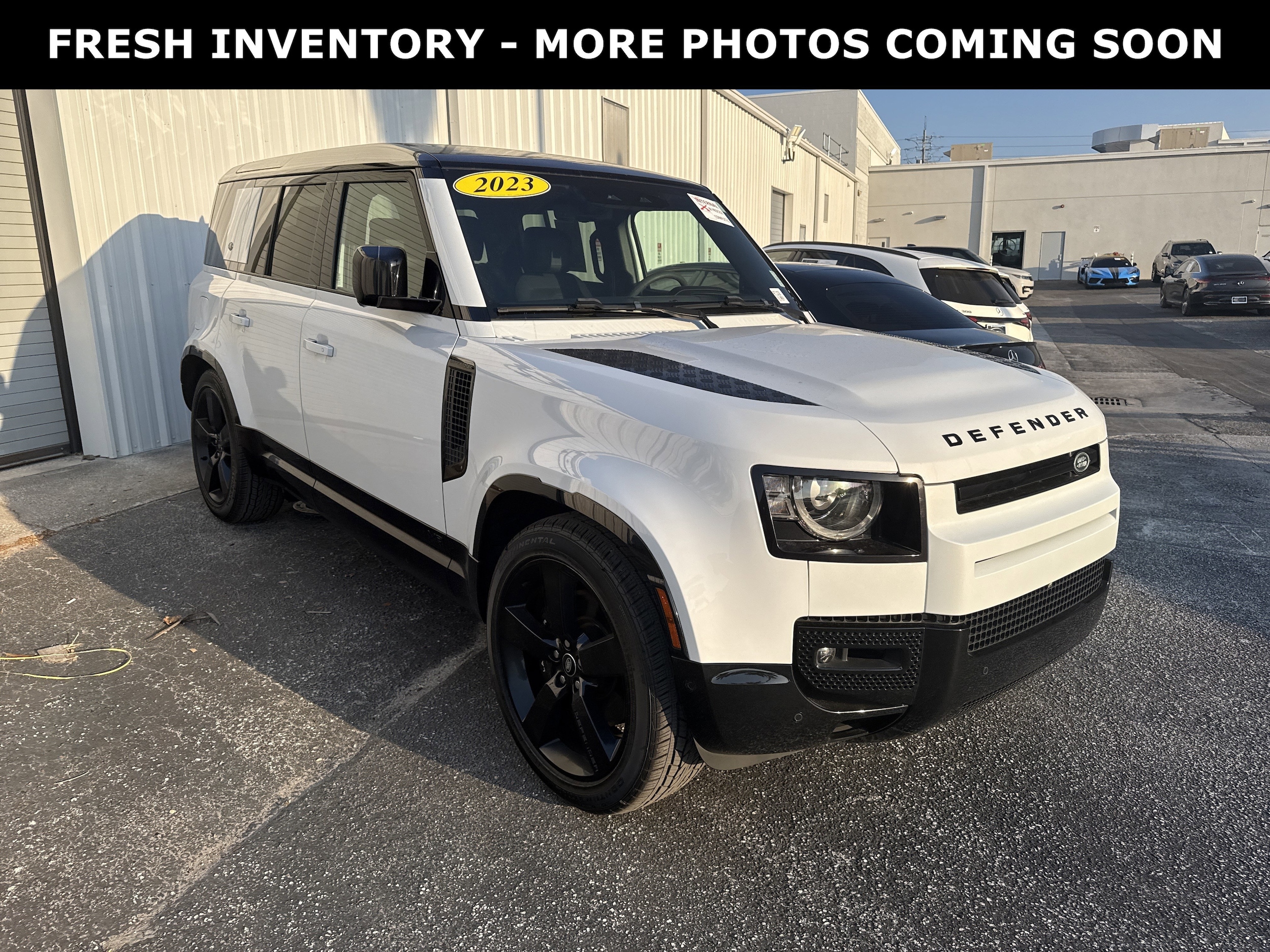 2023 Land Rover Defender V8