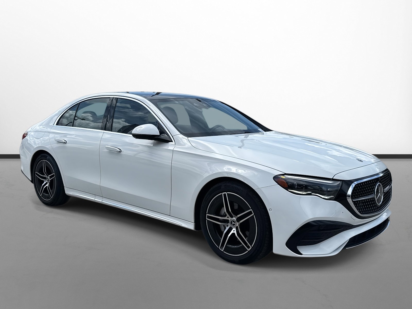 2025 Mercedes-Benz E-Class E350's photo