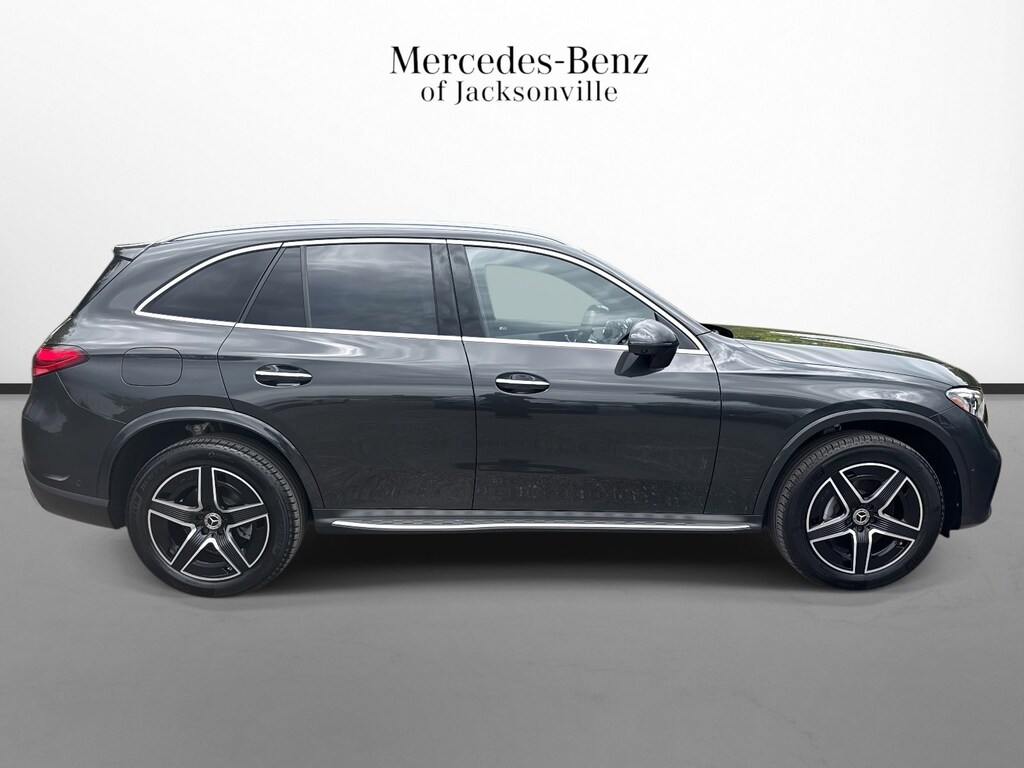 New 2026 Mercedes-Benz GLC 300 SUV
