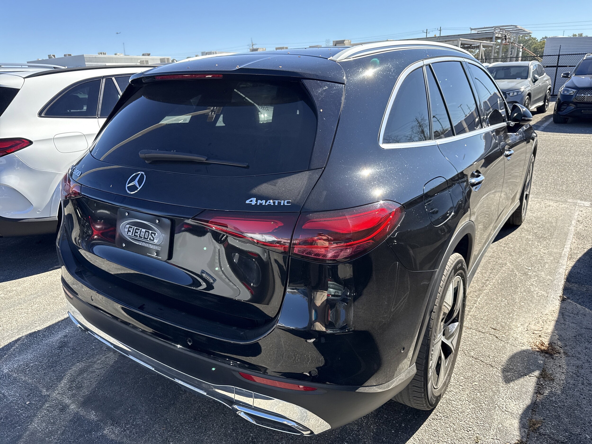 2024 Mercedes Benz GLC 300 4MATIC photo 2