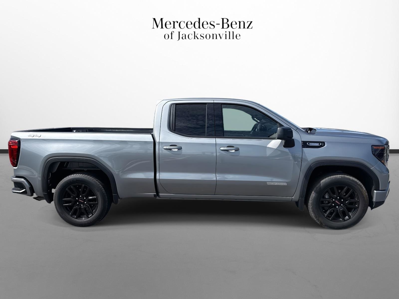 1GTRUCEK3RZ379740