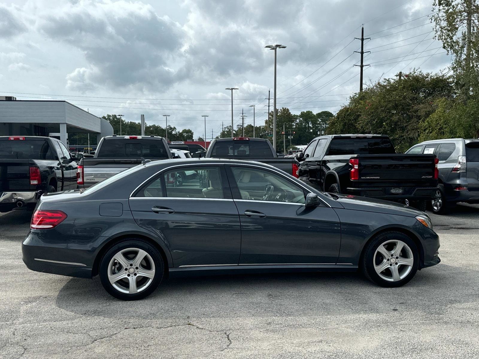 Used 2014 Mercedes-Benz E-Class E350 Luxury with VIN WDDHF5KB6EA781837 for sale in Jacksonville, FL