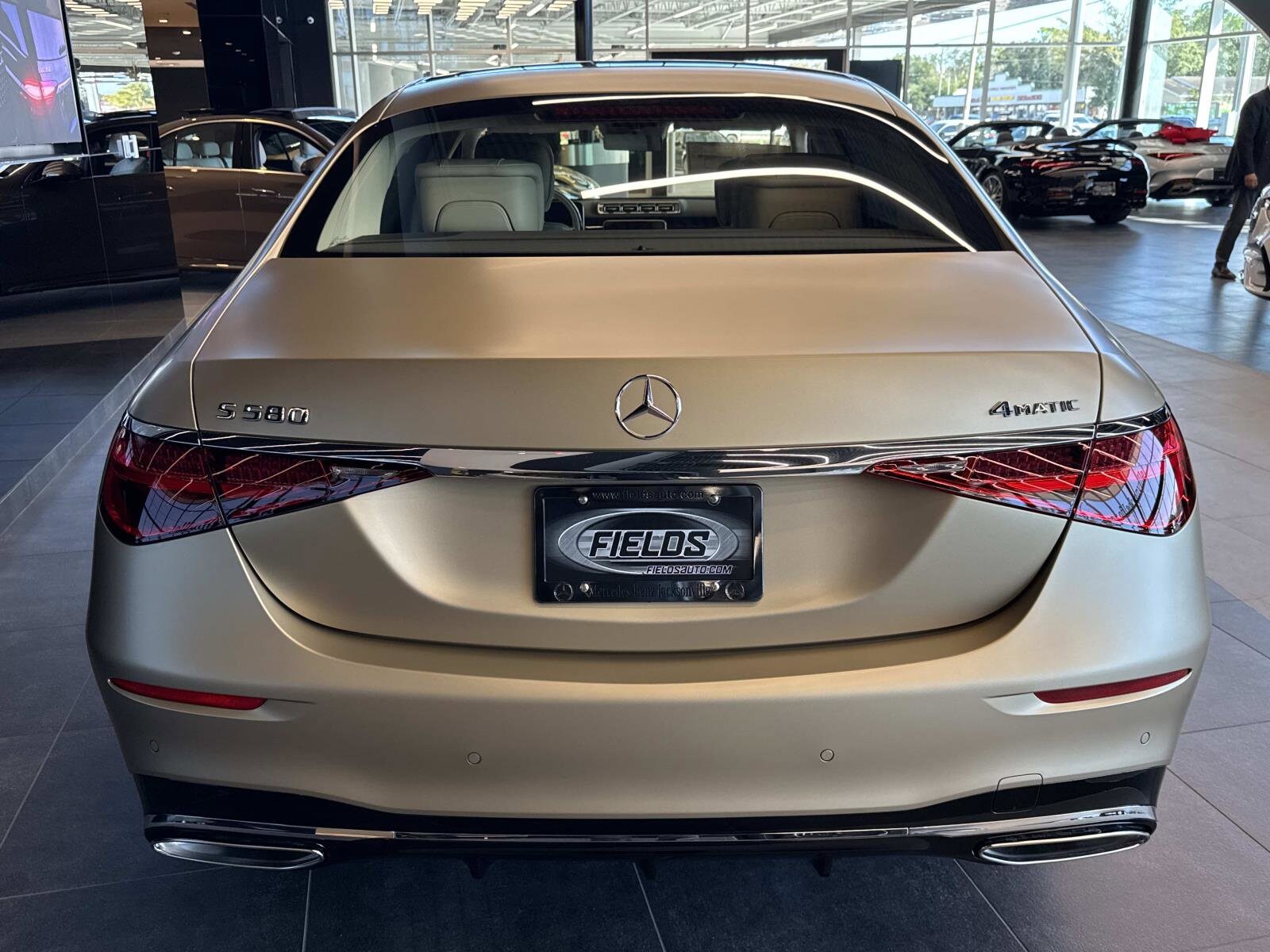 2026 Mercedes Benz S 580 4MATIC photo 4