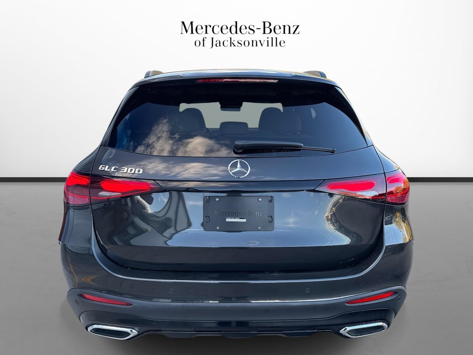2026 Mercedes-Benz GLC Base - Photo 4