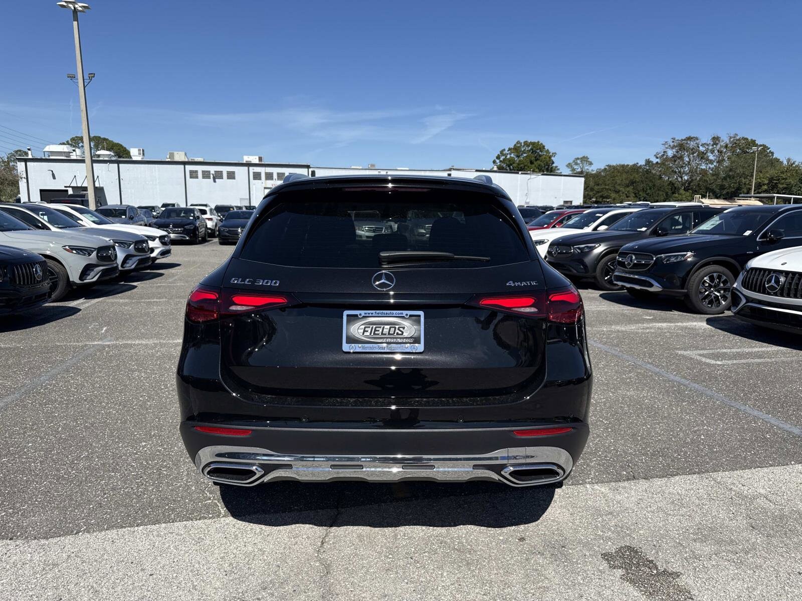 2026 Mercedes Benz GLC 300 4MATIC photo 4