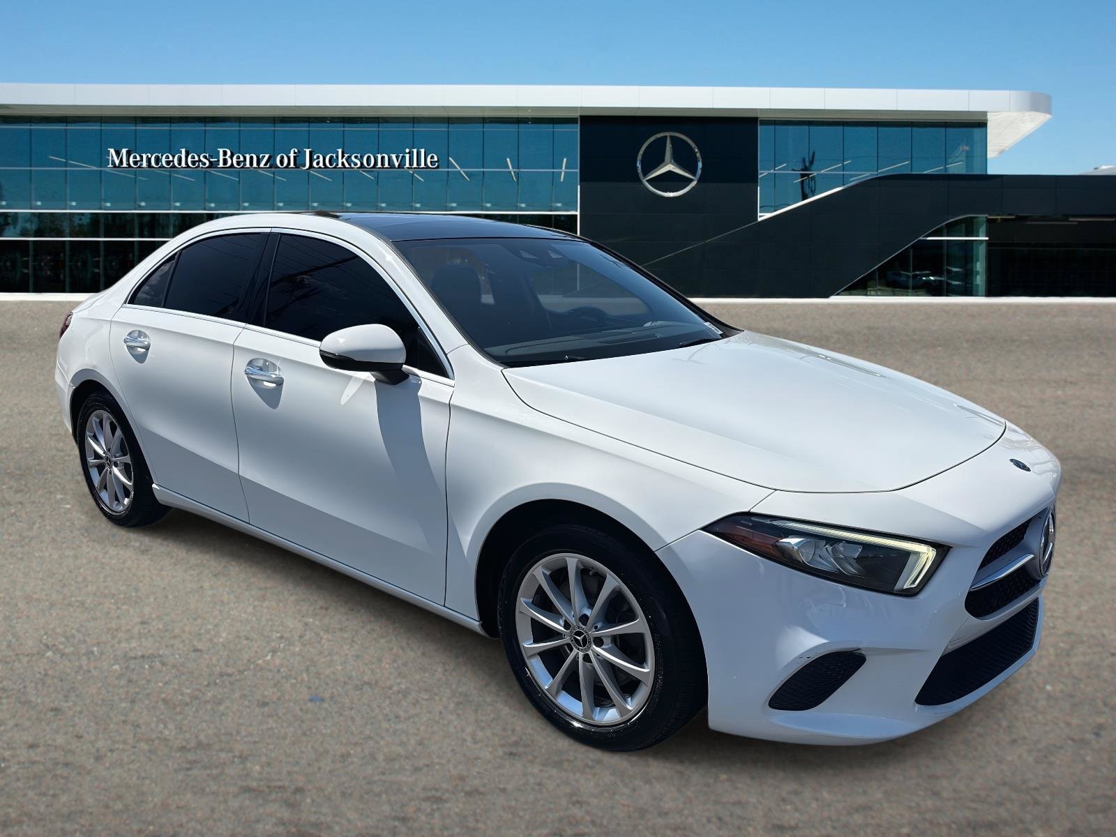 2019 Mercedes-Benz A-Class A220's photo