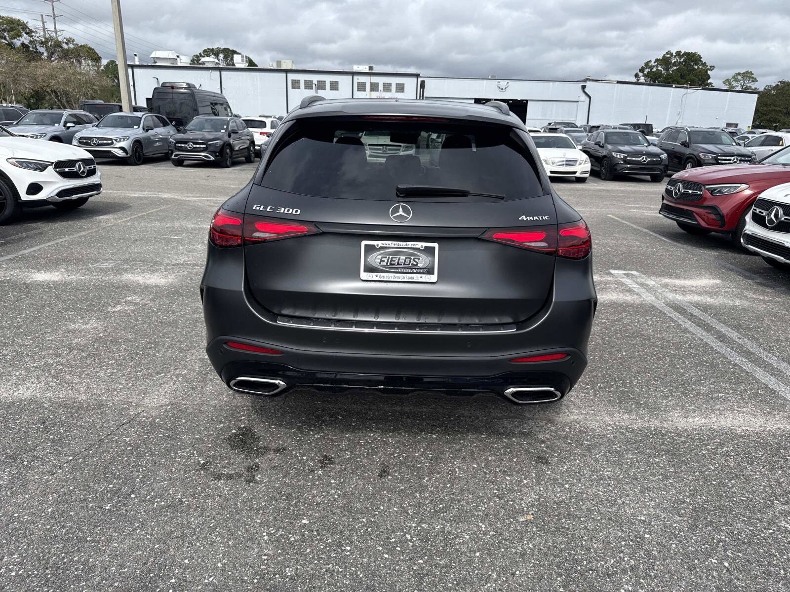 2026 Mercedes Benz GLC 300 4MATIC photo 4