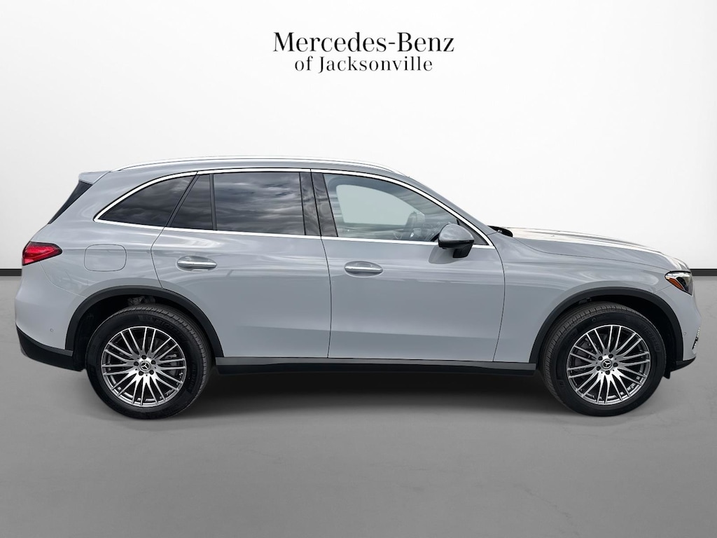 New 2026 Mercedes-Benz GLC 300 SUV