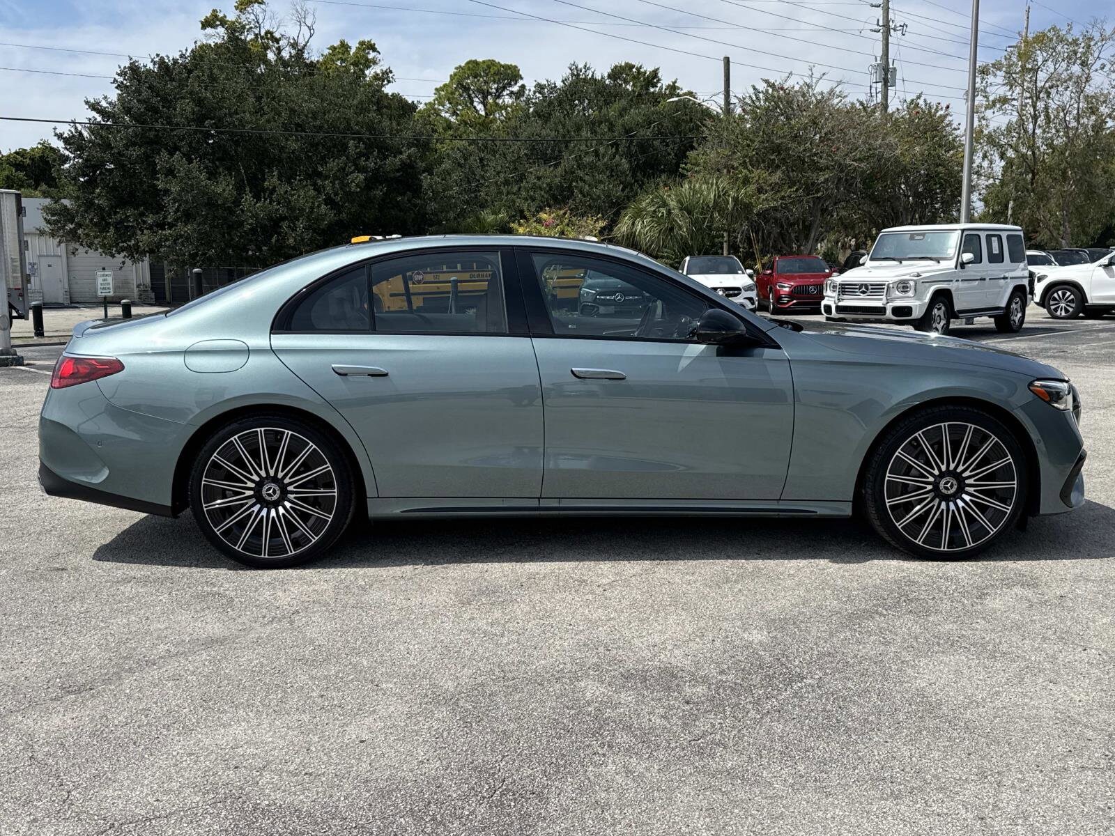 2025 Mercedes Benz E 350 4MATIC Sedan photo 2