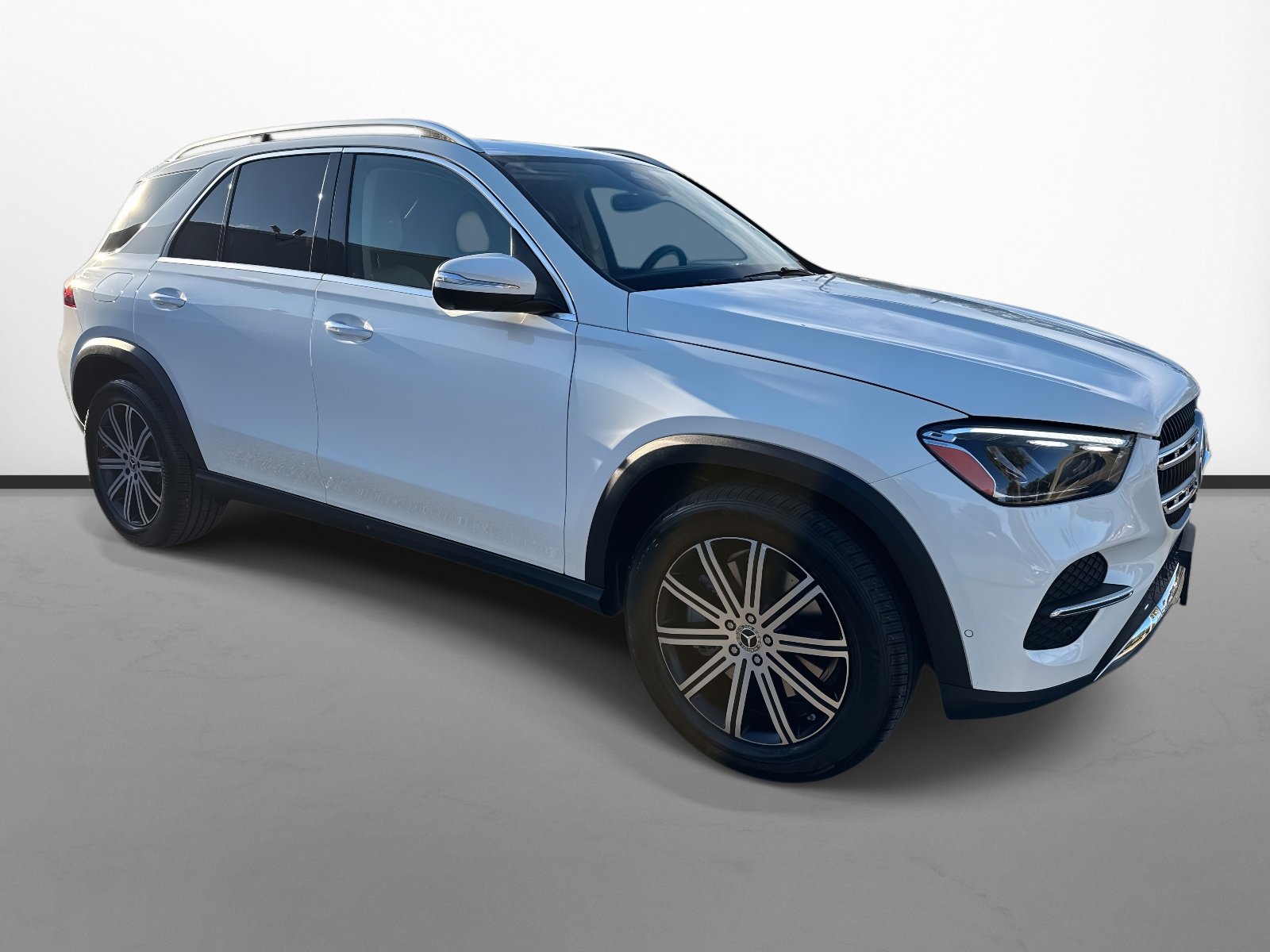 2025 Mercedes-Benz GLE GLE450E's photo