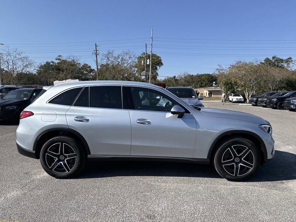 New 2026 Mercedes-Benz GLC 300 SUV