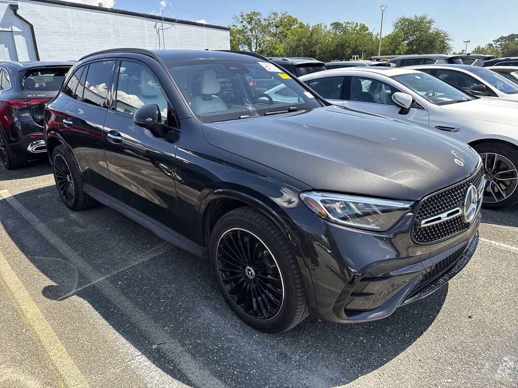 New 2026 Mercedes-Benz GLC 300 SUV